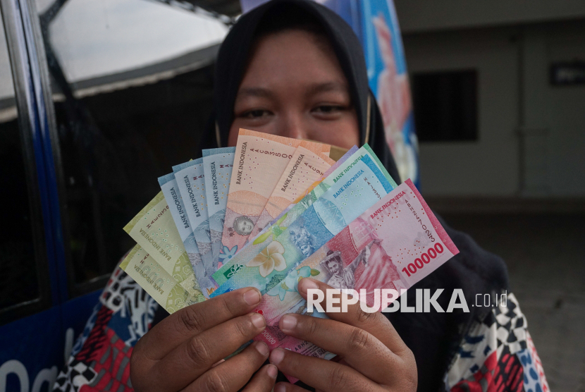 Jurus Menkeu Mendongkrak Perekonomian