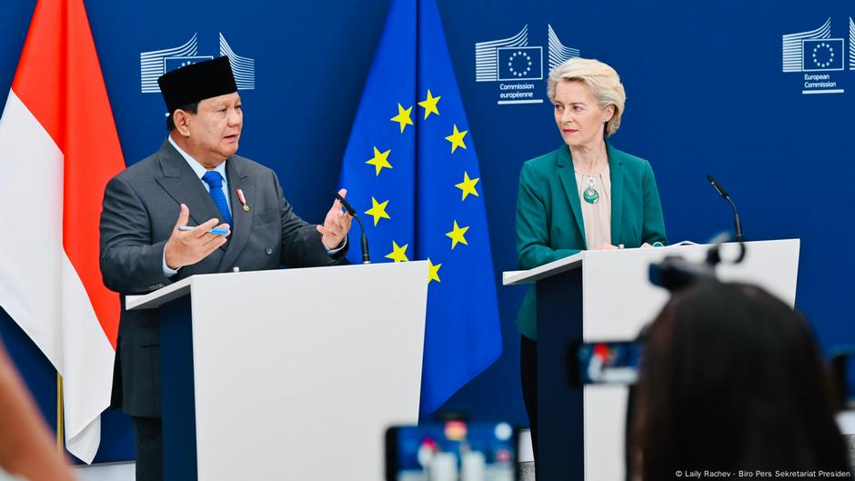 Laily Rachev - Biro Pers Sekretariat Presiden