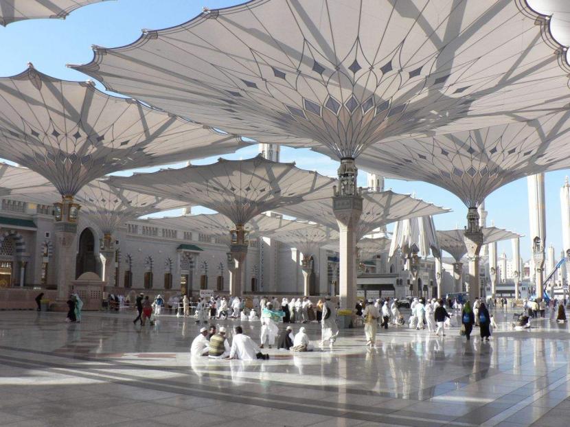 ILUSTRASI Masjid Nabawi di Madinah, Arab Saudi. Di antara kaum Muslimin pada zaman Rasulullah SAW, terdapat para penyair atau ahli sastra.