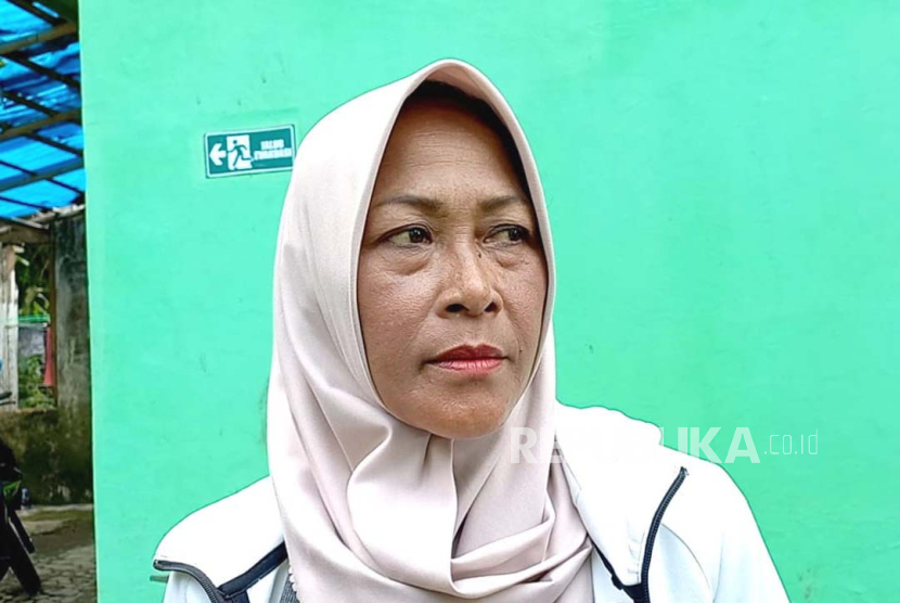 Mimin tersangka kasus pembunuhan Tuti Suhartini dan Amalia Mustika Ratu di Jalancagak, Subang membantah semua keterangan tersangka M Ramdanu alias Danu yang menyebutkan dirinya terlibat pembunuhan. 