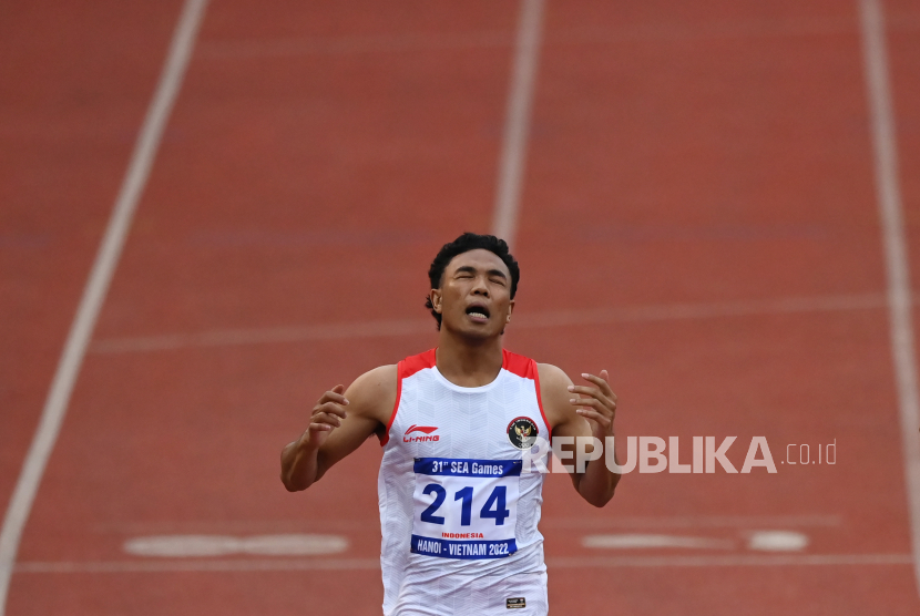 Sprinter Indonesia Lalu Muhammad Zohri. Debut Zohri pada nomor 200 meter putra menghasilkan perunggu SEA Games XXXII/2023 dalam perlombaan yang berlangsung di Morodok Tecno National Stadium, Phnom Penh, Senin (8/5/2023). 