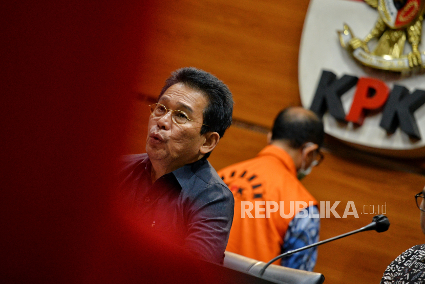 KPK mengumumkan penahanan Hakim Agung Gazalba Saleh di Gedung Merah Putih KPK, Jakarta, Kamis (8/12/2022).