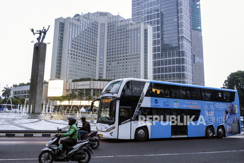  Di hari libur Natal, DKI melakukan pengaturan Lalu lintas dan menambah armada serta jam operasional bus Transjakarta.