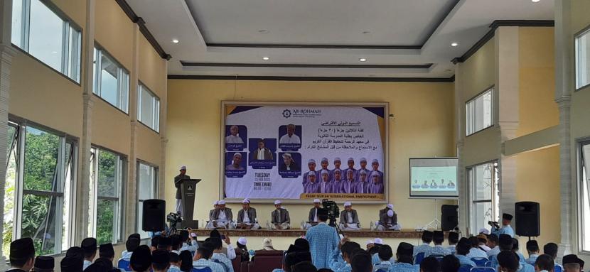 Hafal Al Quran,12 Santri Ar-Rohmah Tahfidz Malang Diuji 5 Syeikh Luar Negeri