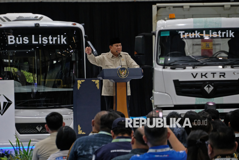 Presiden Targetkan Mobil Listrik Indonesia Produksi Massal pada 2028