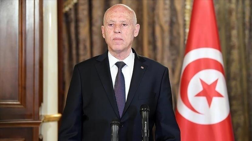 Para duta besar negara anggota kelompok G7 pada Senin (6/9)  mendesak Presiden Tunisia Kais Saied untuk memfasilitasi pengembalian cepat negara itu ke tatanan konstitusional.