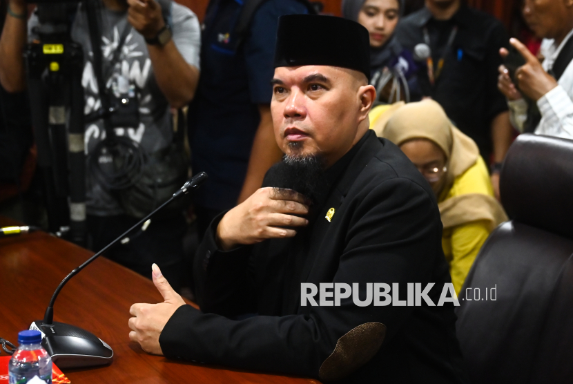 Ahmad Dhani Dinyatakan Langgar Kode Etik dalam Dua Kasus Ini, Apa Saja?