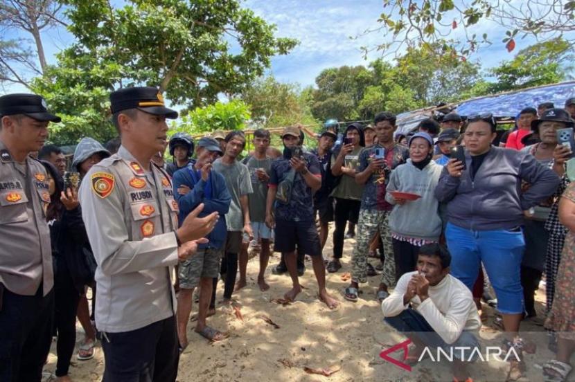 Polisi Mentok Imbau Warga Hentikan Tambang Liar di Perairan Tembelok