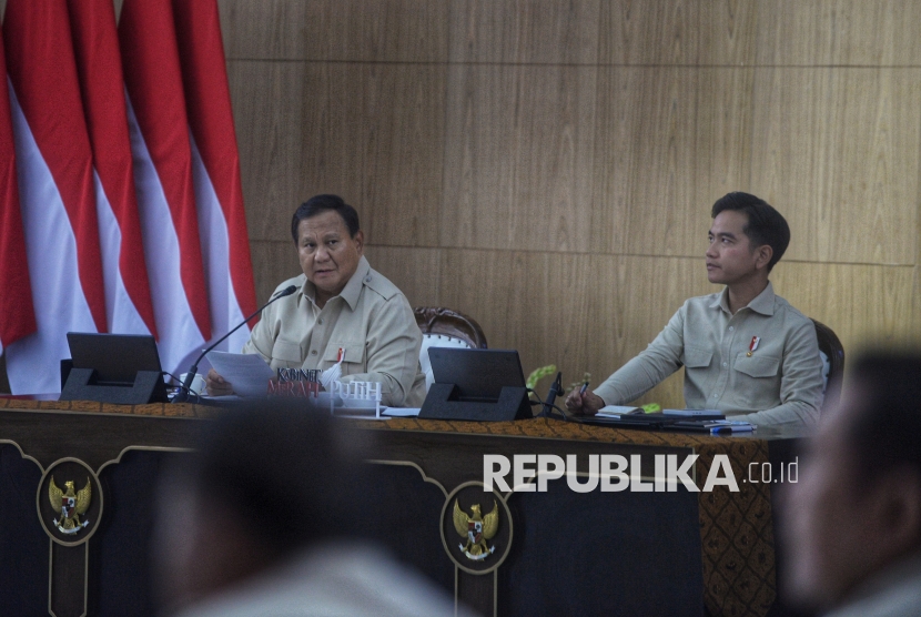 Retret di Hambalang, Prabowo Ingatkan Bahaya Ketergantungan Impor Pangan