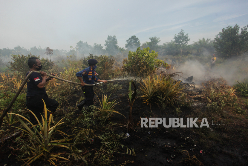 Pemerintah Provinsi Riau mencabut status siaga darurat kebakaran hutan dan lahan (Karhutla). Status tersebut sudah berlangsung selama sembilan bulan terakhir.