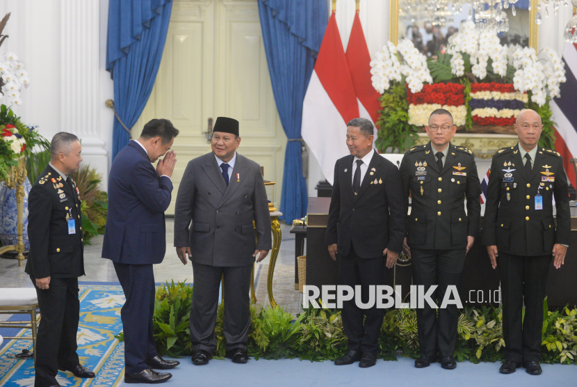 PM Thailand Beri Medali Kehormatan ke Prabowo: Tentara Kami Mengagumi Anda!