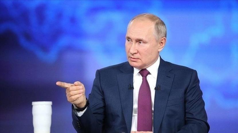 Putin: The West is at the forefront of stealing from other countries