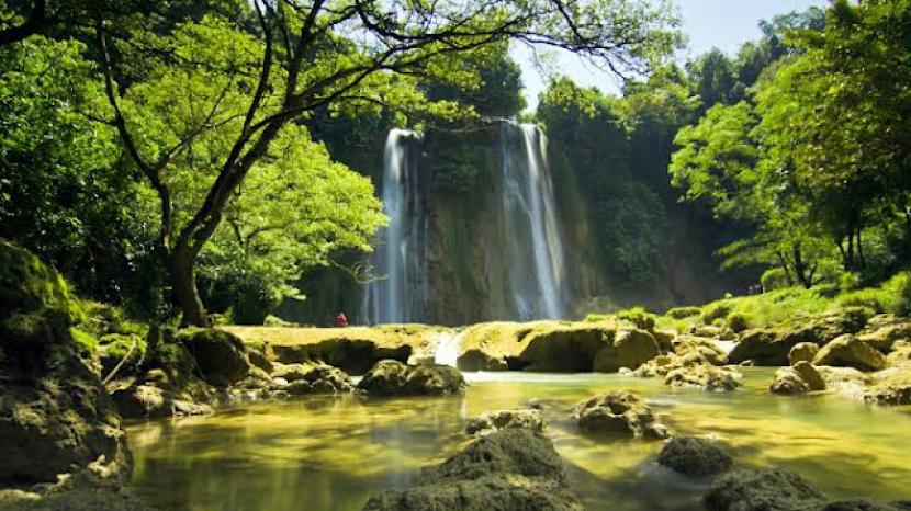 Wisata Sukabumi: Air Terjun Curug Cikaso Tempat Wisata di Sukabumi