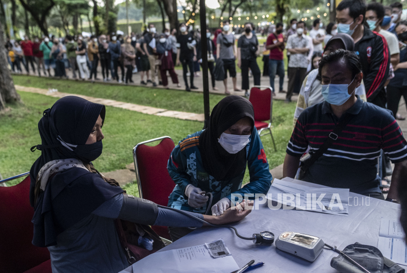Pemkot Semarang Siapkan Vaksin Penguat Pemudik Lolos Pulang Kampung (ilustrasi).