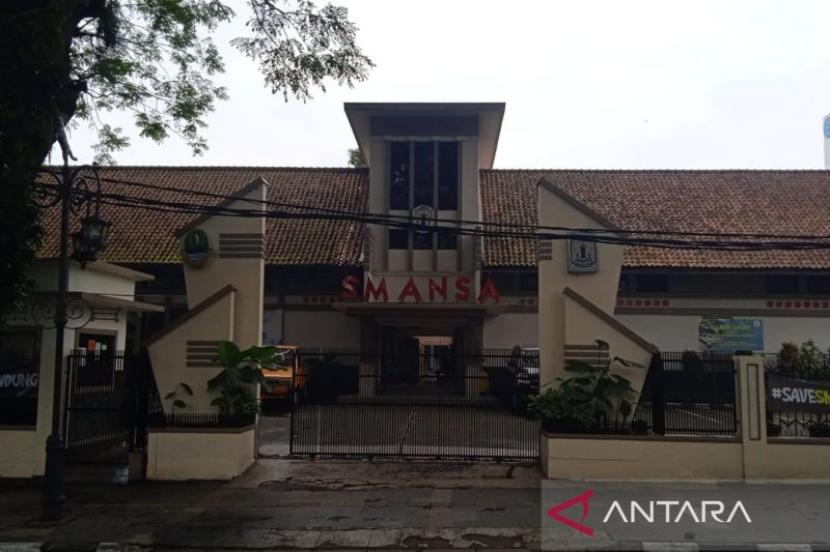 Kepsek: Putusan banding sengketa lahan SMAN 1 Bandung kado terindah.