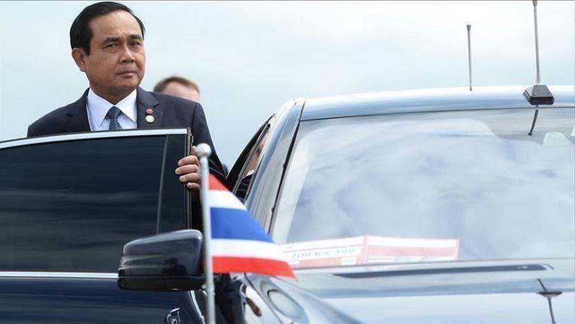 Perdana Menteri Thailand Prayut Chan-o-cha mencabut perintahnya berisi larangan penyebaran informasi yang dapat menakuti masyarakat selama pandemi Covid-19, pada Senin (9/8).