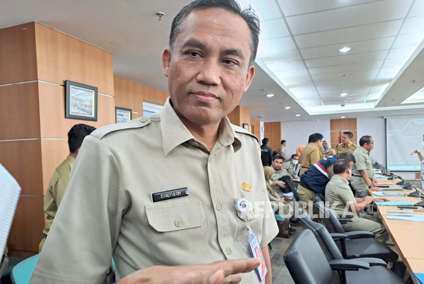 Inspektur Provinsi DKI Jakarta Syaefuloh, saat hadir dalam rapat Komisi A DPRD DKI Jakarta. 