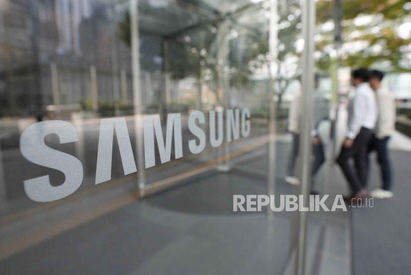  Samsung disebut-sebut akan meluncurkan seri Galaxy S24 pada pertengahan bulan Januari. 