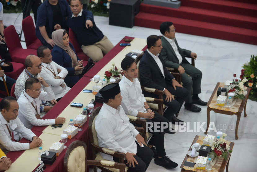 Pasangan calon Presiden dan Wakil Presiden nomor urut 2 Prabowo Subianto-Gibran Rakabuming Raka. Ketum Muhaimin Iskandar akan menunggu rencana Prabowo akan menyambangi PKB.