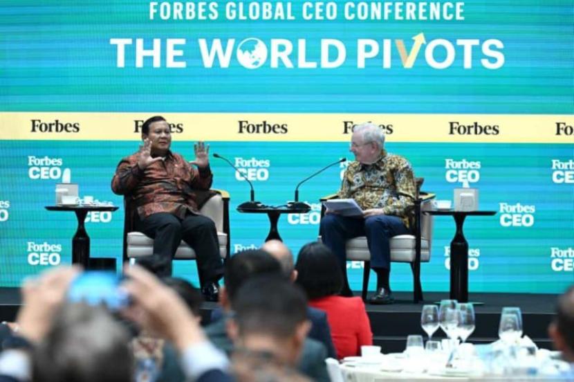 Prabowo Subianto Dapat Pujian dari Steve Forbes dalam Dialog di Jakarta
