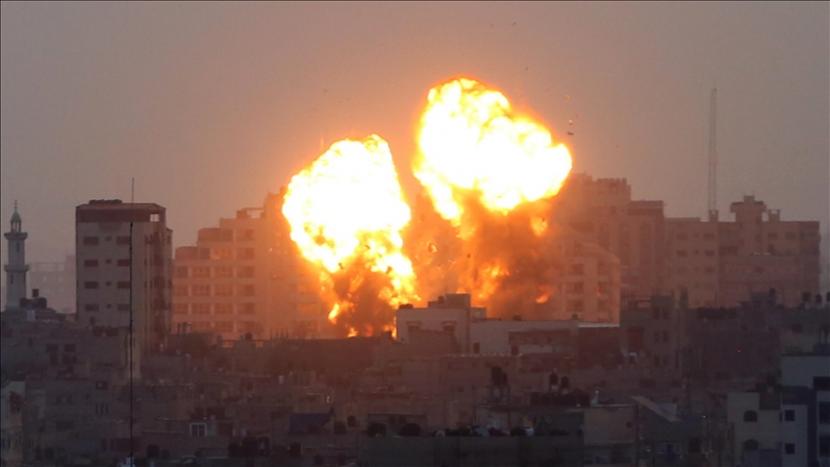 Pesawat tempur Israel melakukan serangan udara baru di Jalur Gaza yang diblokade Selasa pagi (11/5).