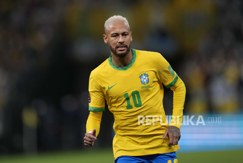 Pemain Brasil Neymar akan memperkuat Selecao menghadapi Korea Selatan pada laga persahabatan jelang Piala Dunia 2022.