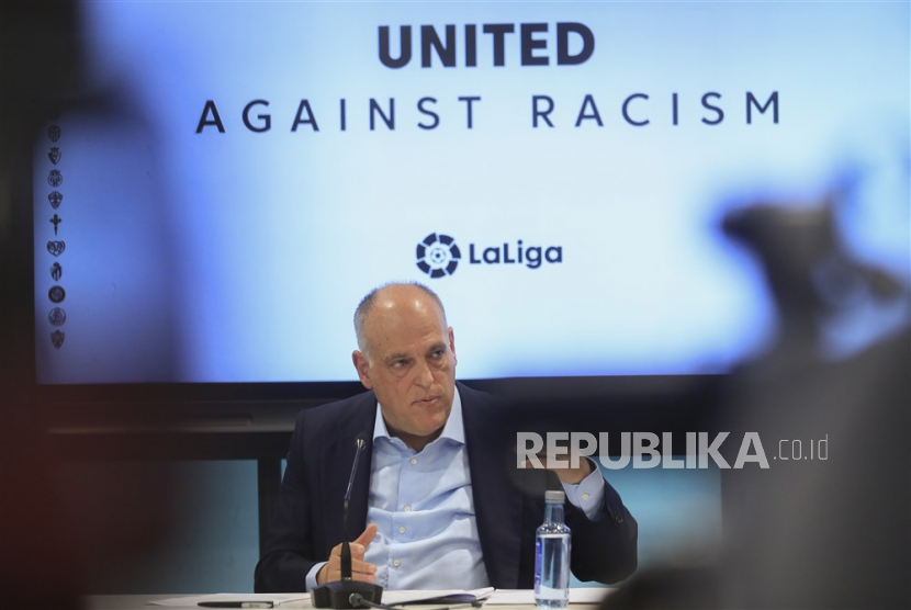 Presiden La Liga Spanyol Javier Tebas menggelar konferensi pers untuk meminta maaf kepada Vinicius Jr. 