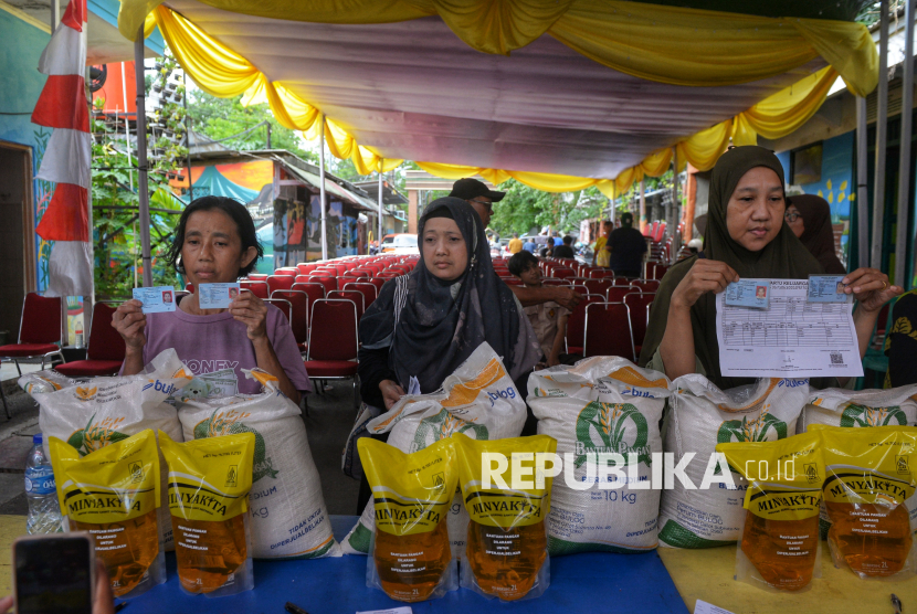 Mendag: Minyakita Akan Disalurkan Lewat Bulog dan ID FOOD untuk Perkuat Kontrol