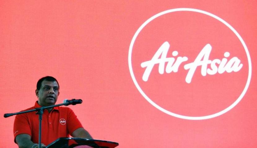 AirAsia Group CEO Tony Fernandes speaks during a news conference at AirAsia headquarters in Sepang, Malaysia December 13, 2017. (Reuters/Lai Seng Sin)