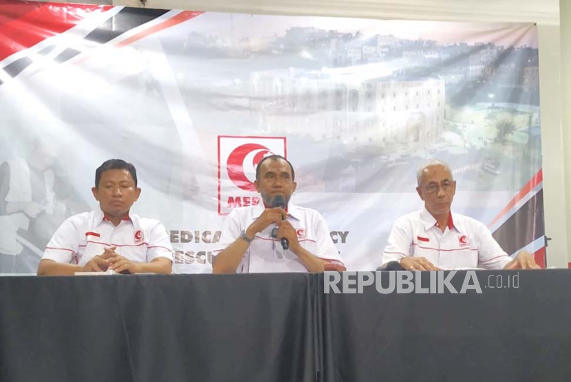 MER-C menggelar konferensi pers terkait rencana mengirimkan tim bantuan ke Gaza, di Kantor Pusat MER-C, Senen, Jakarta Pusat, Selasa (10/10/2023). 