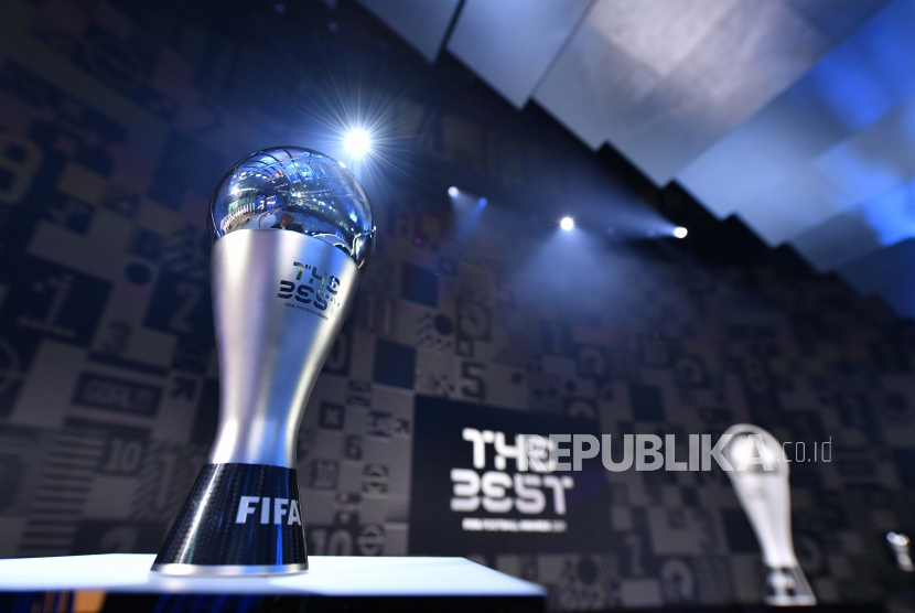 Pandangan umum tentang Penghargaan FIFA sebelum Penghargaan Pesepak Bola FIFA Terbaik 2021 di Zurich, Swiss, 17 Januari 2022. Robert Lewandowski terpilih menjadi pesepak bola terbaik di ajang tersebut.
