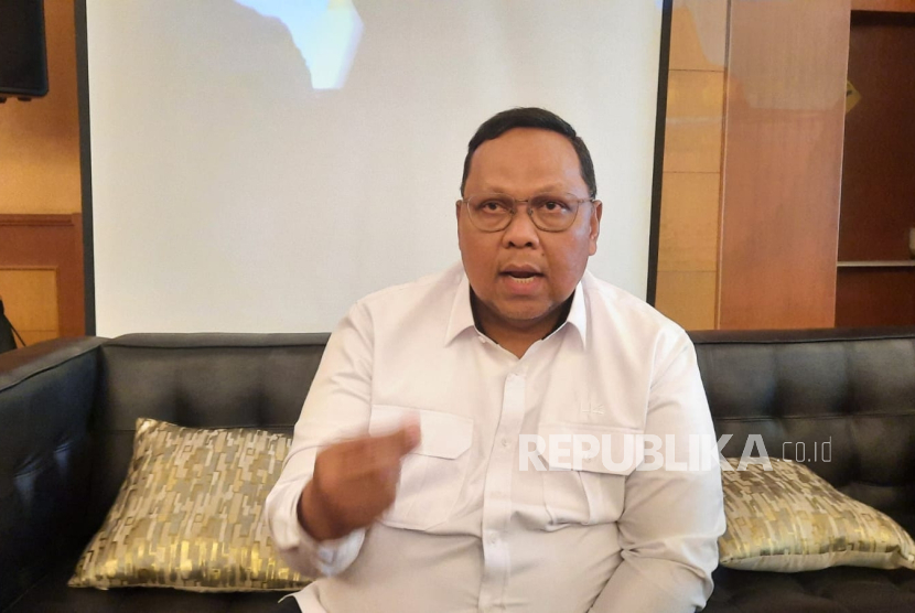 Ketua Dewan Pembina Sekretariat Nasional Sumatera Prabowo-Gibran yang juga eks Sekjen PKB, Lukman Edy ketika diwawancarai wartawan di Hotel Bidakara, Jakarta Selatan, Selasa (23/4/2024).