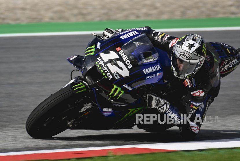 Maverick Vinales dari Monster Energy Yamaha merebut pole position di GP San Marino.