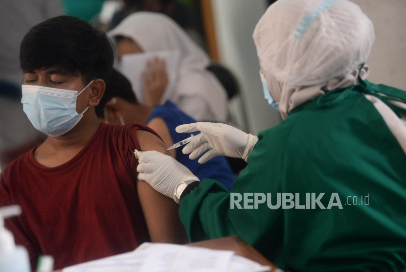 5.000 dosis vaksin akan didistribusikan ke 11 Puskesmas di Mataram.