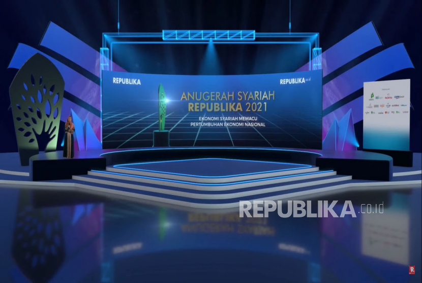Anugerah Syariah Republika (ASR) 2021 yang diselenggarakan secara daring di Jakarta, Rabu (8/12).