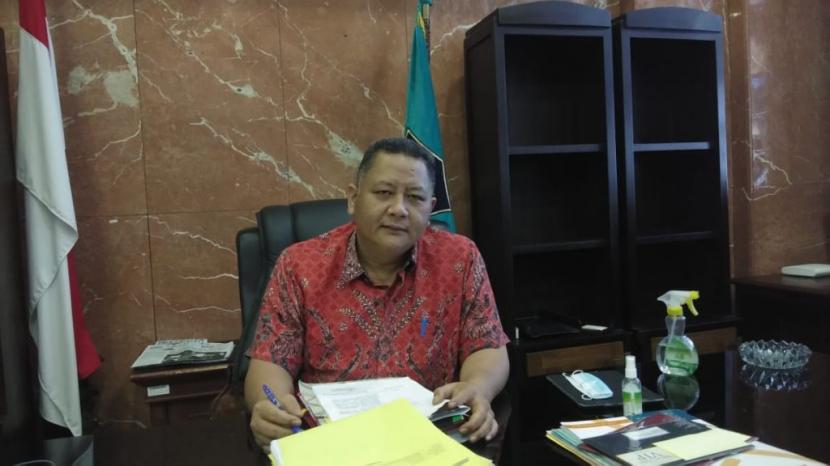 Gubernur Jawa Timur Khofifah Indar Parawansa yang telah mengumumkan dirinya positif corona
