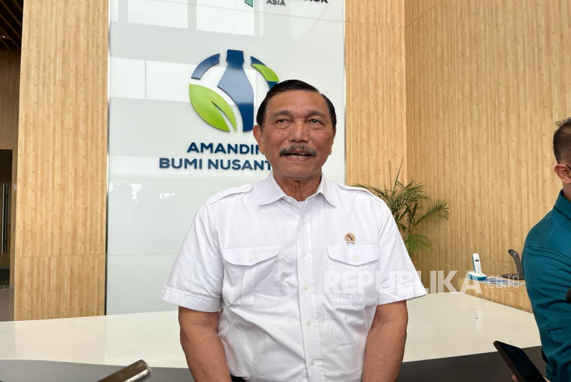 Menko bidang Kemaritiman dan Investasi Luhut Binsar Pandjaitan. Presiden Jokowi belakangan menunjuk Luhut sebagai ketua satgas percepatan investai di IKN Nusantara. (ilustrasi)
