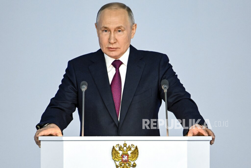Rusia menentang tatanan dunia baru yang dibentuk hanya untuk kepentingan Amerika Serikat (AS). Presiden Rusia Vladimir Putin menyatakan, beberapa negara sangat bergantung pada AS, baik secara ekonomi maupun militer.