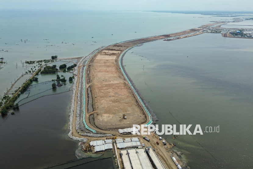 Lumpur Proyek Tol Semarang-Demak Jadi Penyebab Matinya Ribuan Ikan di Sayung