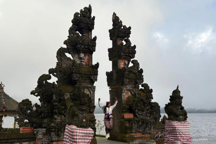 Pemerintah Targetkan 17,6 Juta Wisatawan Mancanegara pada 2026