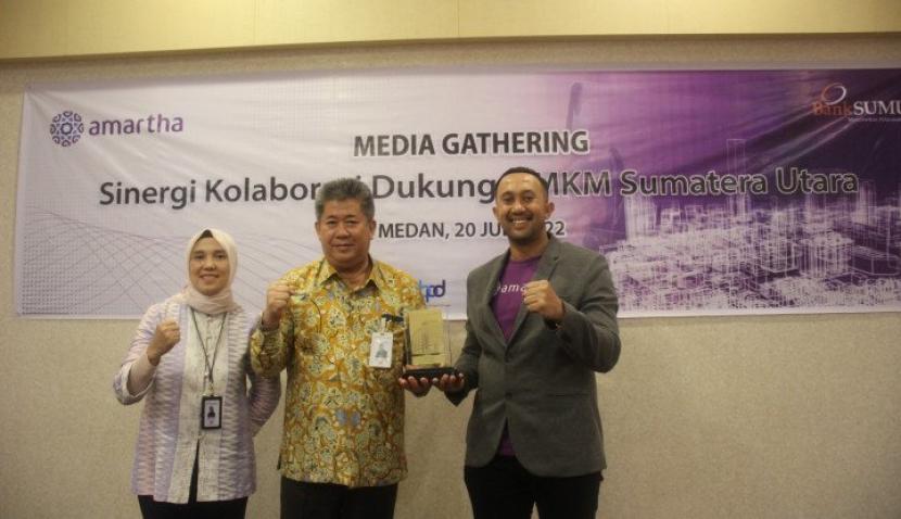 PT Amartha Mikro Fintek (Amartha) resmi menjalin kolaborasi dengan Bank Pembangunan Daerah Sumatera Utara (Bank Sumut), Rabu (20/7/2022). (Amartha)