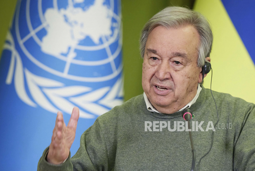  Sekretaris Jenderal PBB Antonio Guterres mengatakan masih banyak yang harus dilakukan untuk memastikan akses dunia ke produk makanan Ukraina dan produk makanan dan pupuk Rusia. Setelah kesepakatan ekspor yang dimoderasi PBB. 