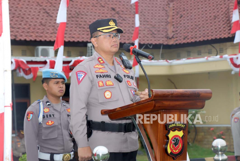 Polres Indramayu menggelar Apel Ketua Satuan Keamanan Lingkungan (Satkamling), yang dipimpin Kapolres Indramayu, AKBP M Fahri Siregar, di Mapolres setempat, Rabu (21/6/2023). 