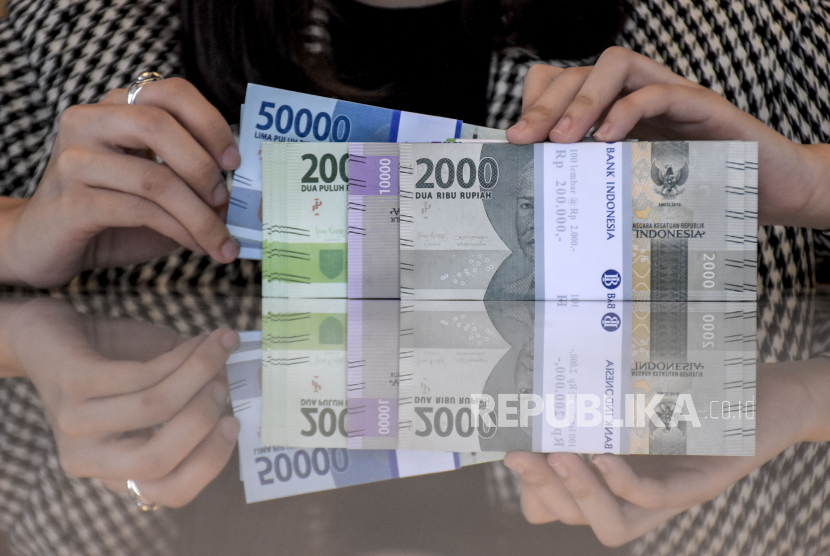 Bank Indonesia (BI) menyiapkan uang kartal sebesar Rp 28,1 triliun untuk kebutuhan masyarakat di wilayah Jawa Tengah (Jateng) dan Daerah Istimewa Yogyakarta (DIY) selama periode Ramadhan dan Lebaran/Idul Fitri 1444 Hijriah.