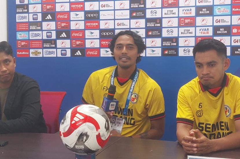 Penalti Kontroversial, Semen Padang Kalah Tipis dari Malut United