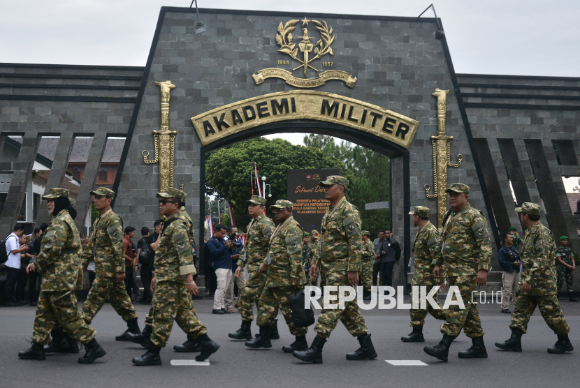 Sejumlah Kepala Daerah Peserta Retret Tiba di Akmil Magelang