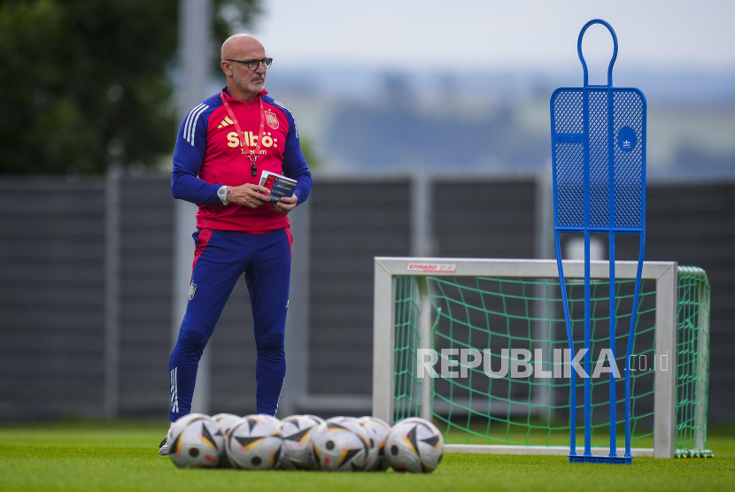 Pelatih Spanyol Tetap Membumi Meski Rekor Tak Terkalahkan Jadikan Spanyol Favorit di Piala Dunia