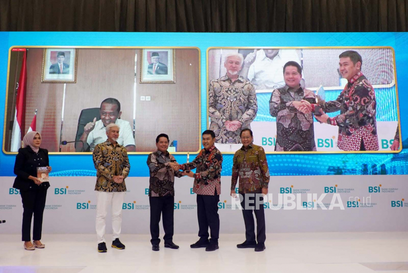 BSI menggelar Sharia Economic and Investment Outlook 2023: Akselerasi Pembangunan Ekonomi Aceh, di Banda Aceh, Rabu (25/1/2023). PT Bank Syariah Indonesia Tbk (BSI) terus mendorong terjadinya akselerasi pembangunan ekonomi di Provinsi Aceh.