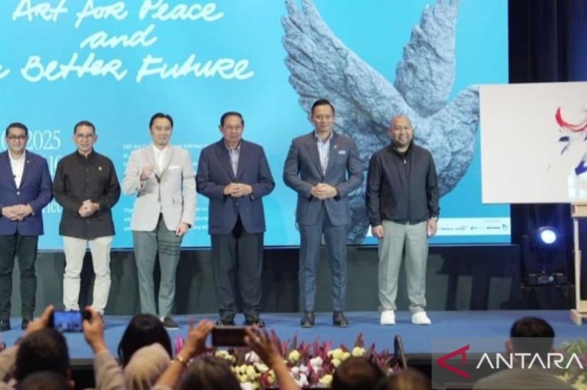 Fadli Zon menyebut seni dan budaya sebagai kekuatan pemersatu.