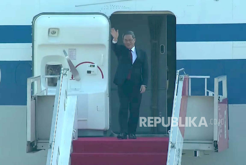 Perdana Menteri China, Li Qiang setiba di Bandara Soekarno-Hatta, Kota Tangerang, Provinsi Banten, Selasa (5/9/2023).